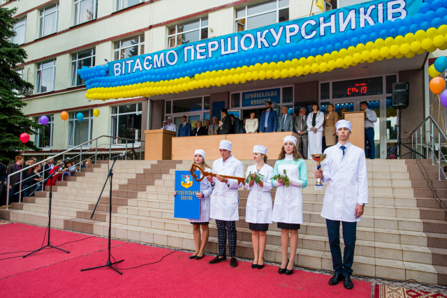 Украина обучение на ветеринара работа в словакии экскаваторщиком