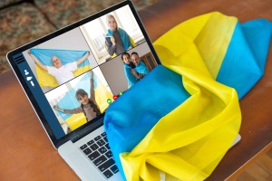 Вчитель англійської мови онлайн у 2026: перспективи, ціна уроку та як працює ШІ