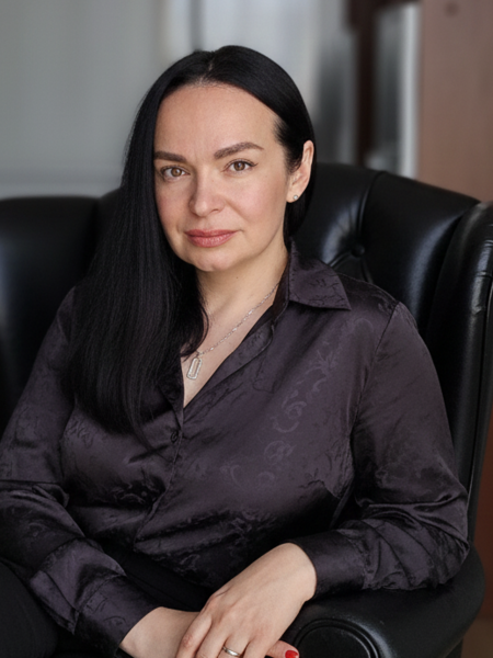 Очарова Олена Михайлівна