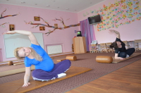 Центр "Аист" приглашает будущих мамочек на занятия в группу "Йога для беременных" в Днепропетровске