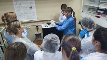 Газова хроматографія: від теорії до практики. Від факторів необхідних при виборі колонок газової хроматографії до встановлення колонки і отримання хроматограми