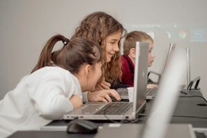 Які ІТ-напрями вивчають підлітки у Львівській Академії СТАРТ_ІТ